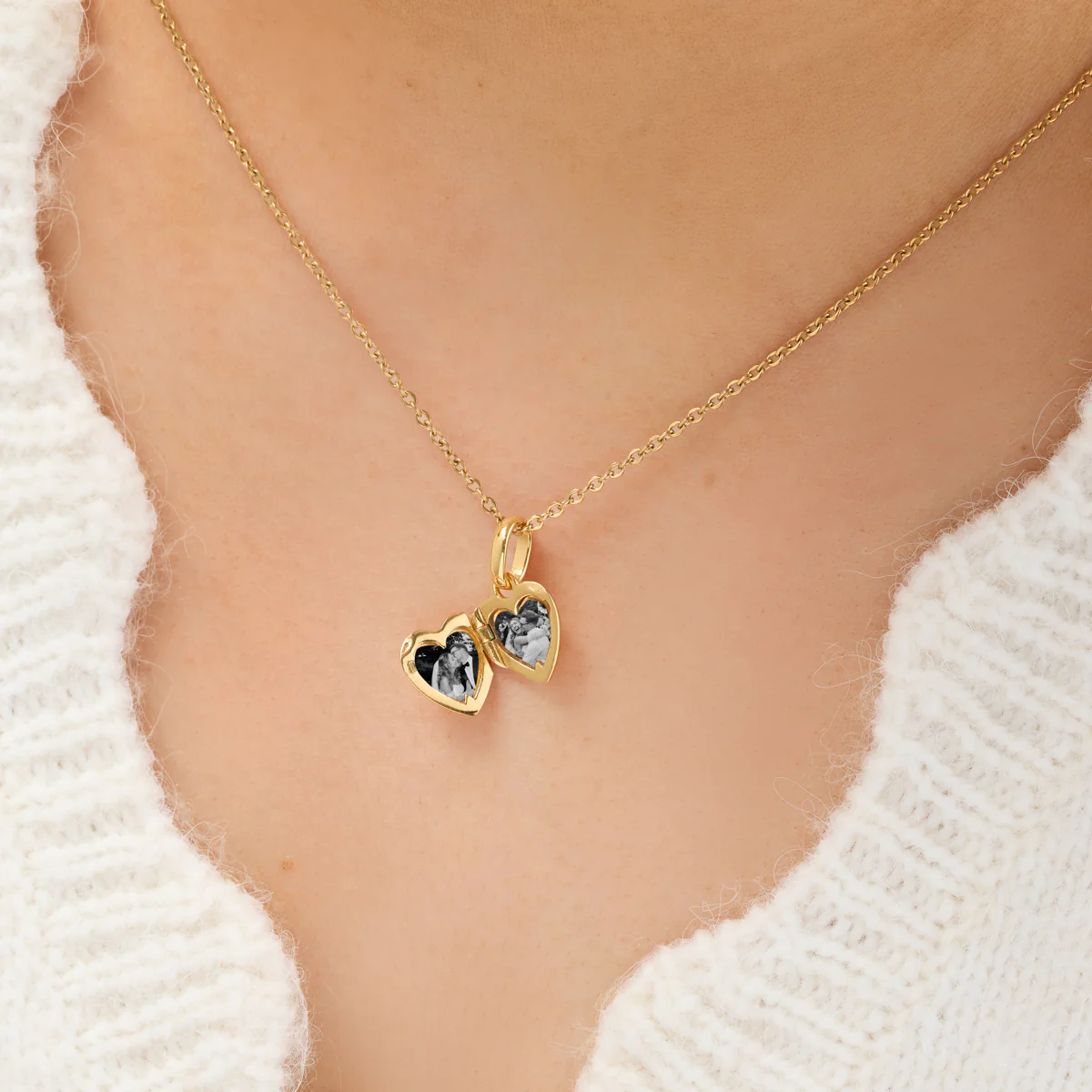 Heart Double Photo Locket Necklace (Gold) - Image 2