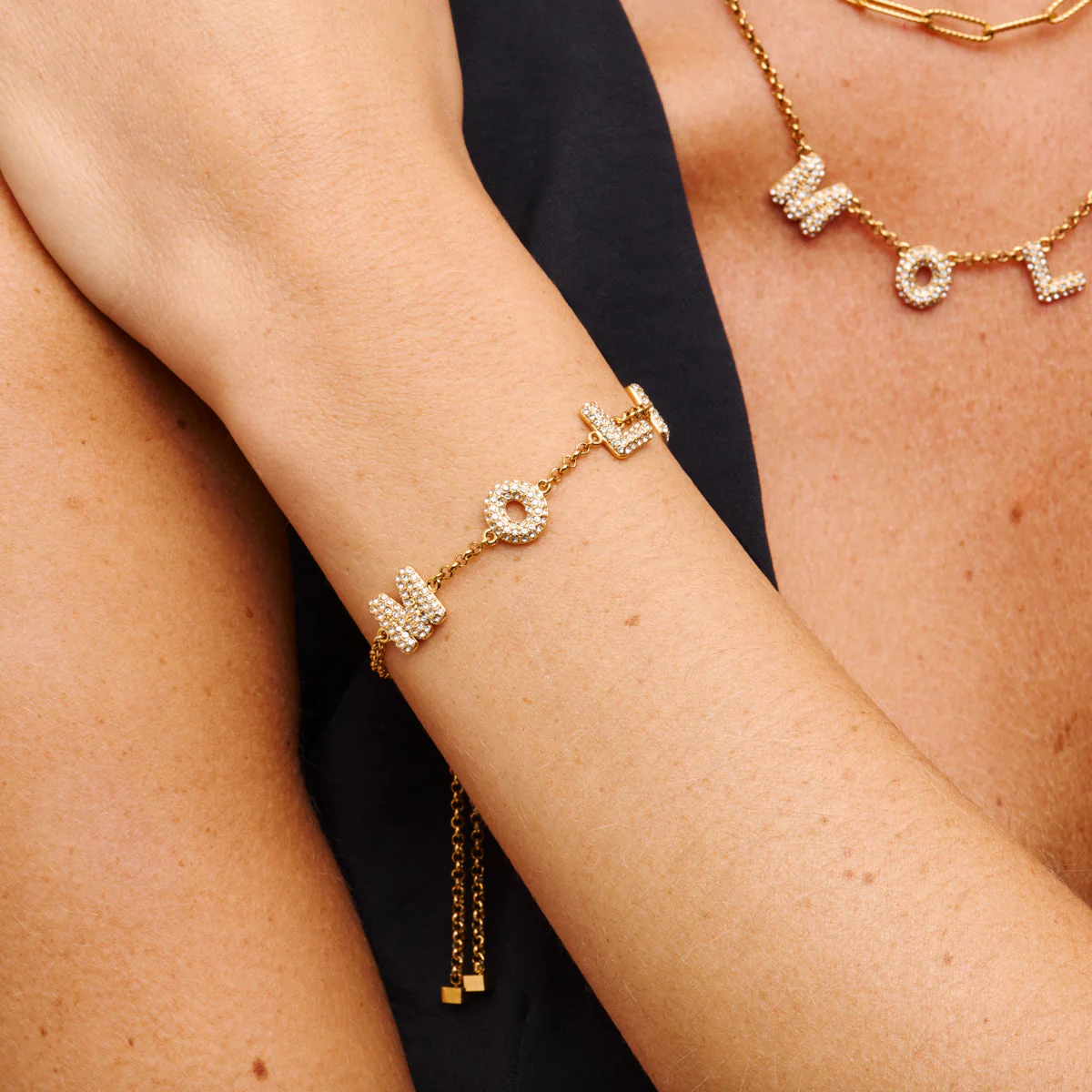 Spotlight Pavé Bubble Name Bracelet (Gold) - Image 2