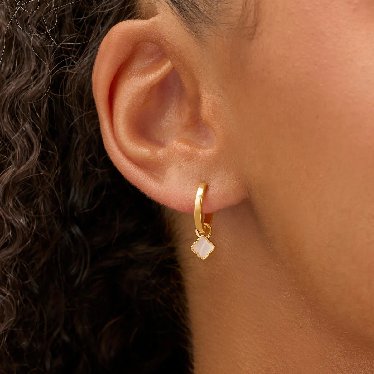 Fine Mini Pearl Clover Huggie Earrings (Gold) - Image 2
